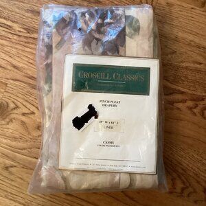 NWT CROSCILL CASSIS CHAMBORD AMETHYST PINCH PLEAT LINED DRAPERY FLORAL 48" X 84"